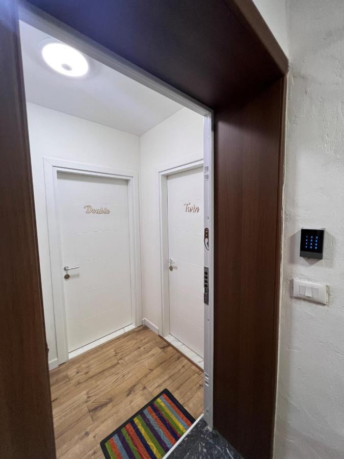Grand Park & Bllok Area Rooms Tirana Exterior foto